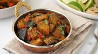 Brinjal Bhajee (Aubergine) Cauliflower Bhajee
